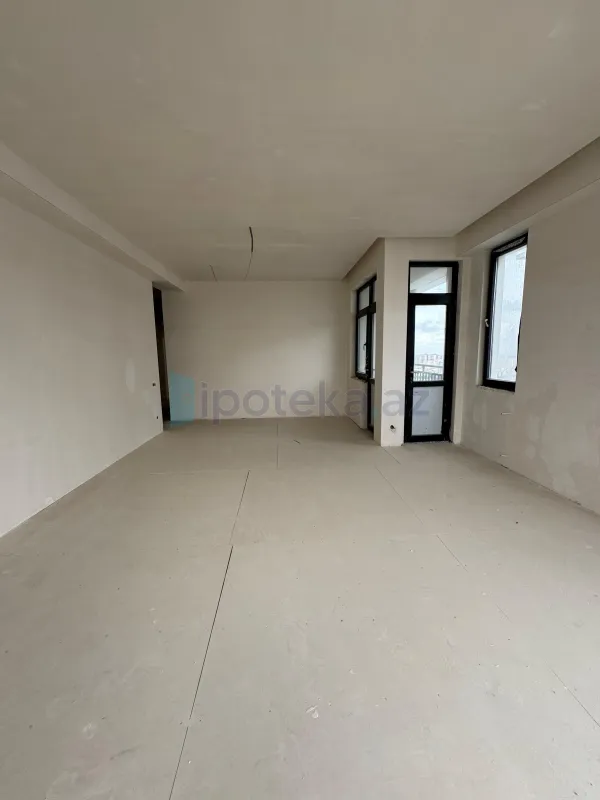 Satılır 4 otaqlı yeni tikili 175 m²