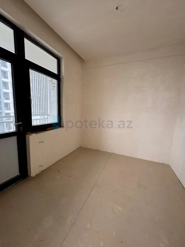 Satılır 4 otaqlı yeni tikili 175 m²