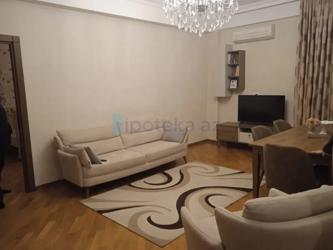 Satılır 3 otaqlı yeni tikili 85 m²