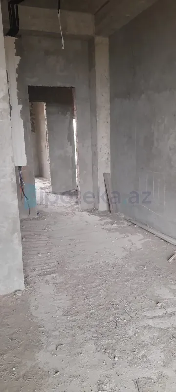 Satılır 6 otaqlı həyət evi 378 m²