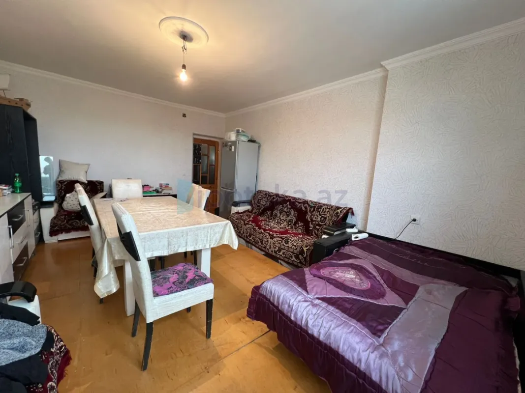 Satılır 3 otaqlı köhnə tikili 55 m²