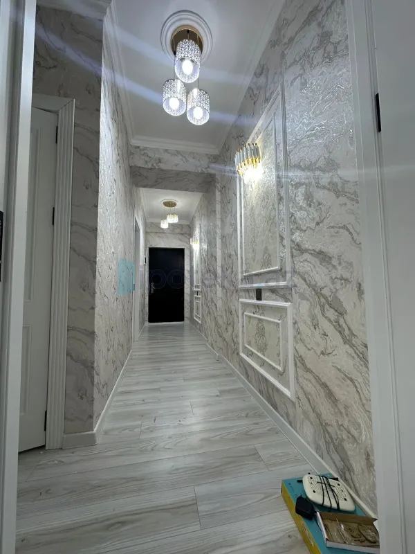 Satılır 2 otaqlı yeni tikili 60 m²