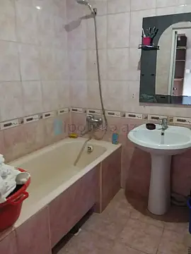 Satılır 3 otaqlı köhnə tikili 73 m²