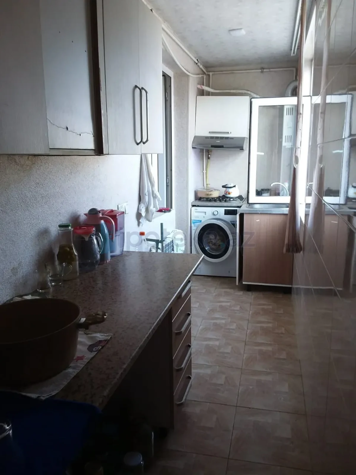 Satılır 3 otaqlı köhnə tikili 73 m²