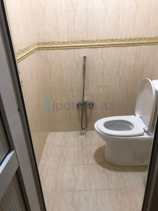 Satılır 3 otaqlı yeni tikili 70 m²
