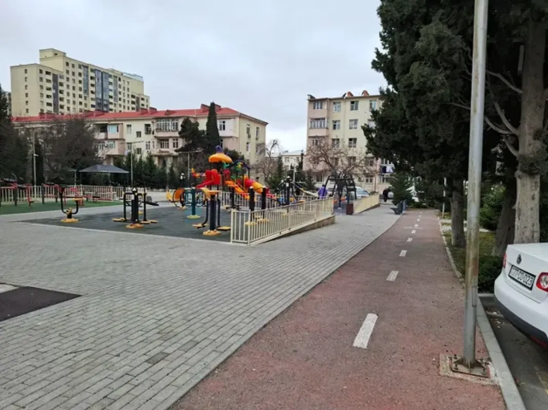 Satılır 1 otaqlı köhnə tikili 30 m²