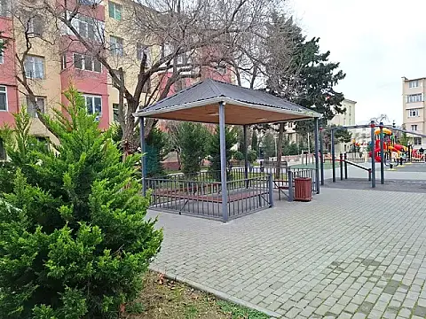 Satılır 1 otaqlı köhnə tikili 30 m²