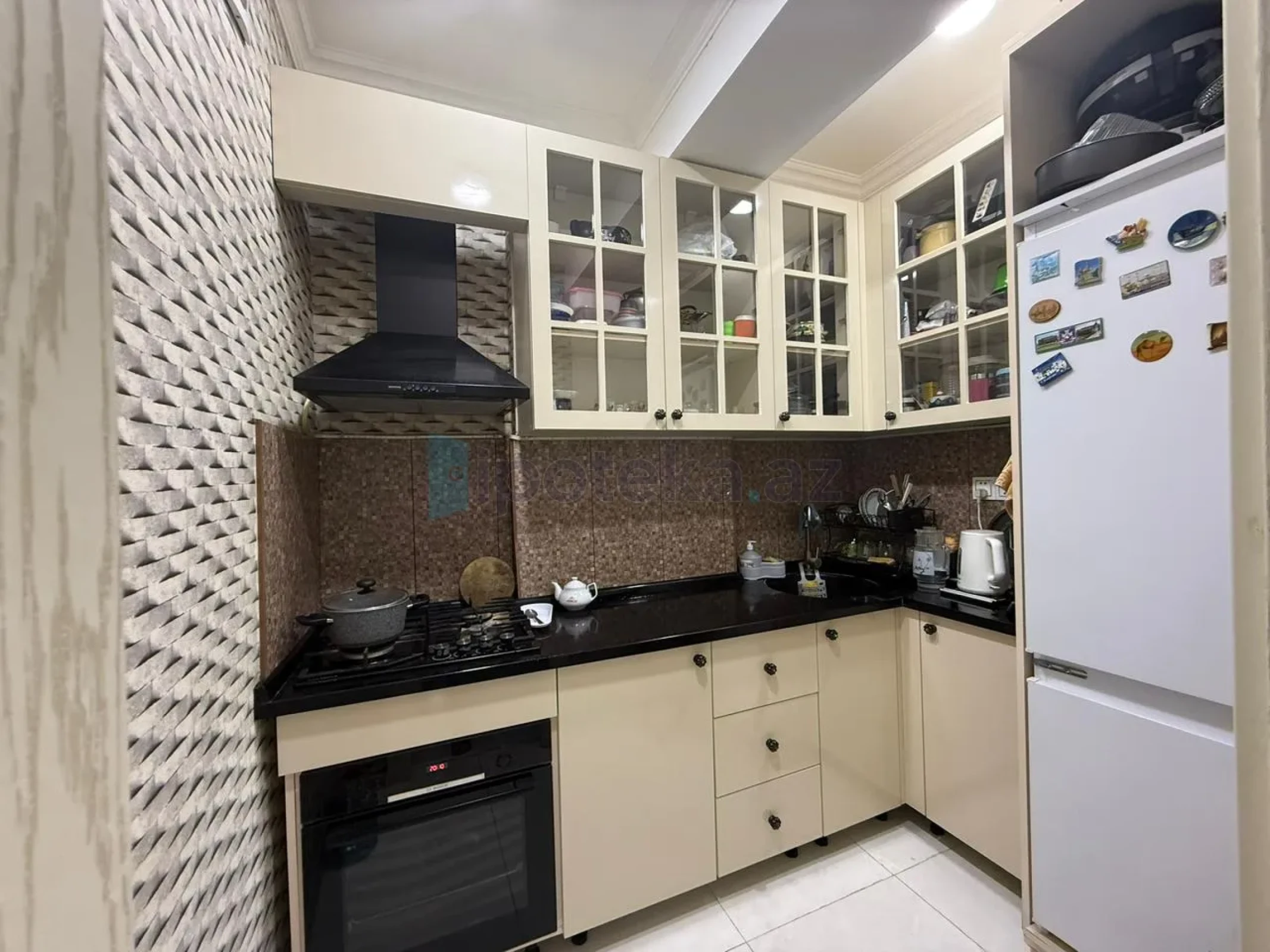 Satılır 3 otaqlı yeni tikili 85 m²