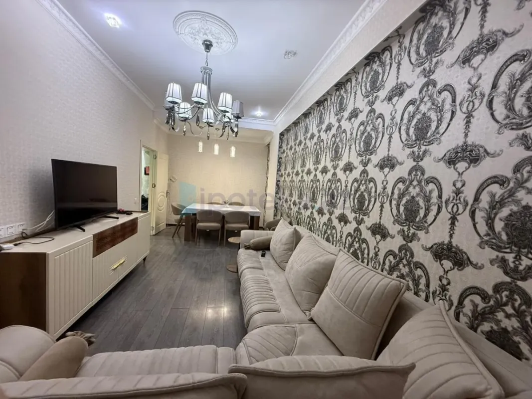 Satılır 3 otaqlı yeni tikili 85 m²