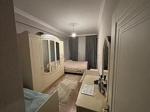 Satılır 2 otaqlı yeni tikili 74 m²