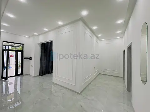 Satılır 4 otaqlı mənzil 160 m²