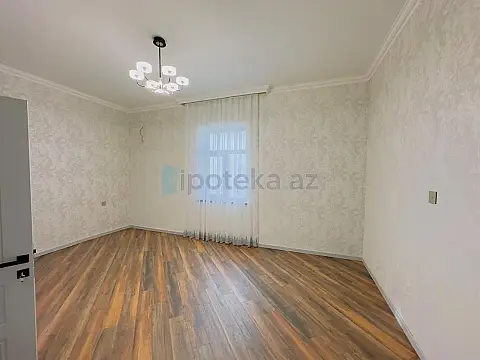 Satılır 4 otaqlı mənzil 160 m²