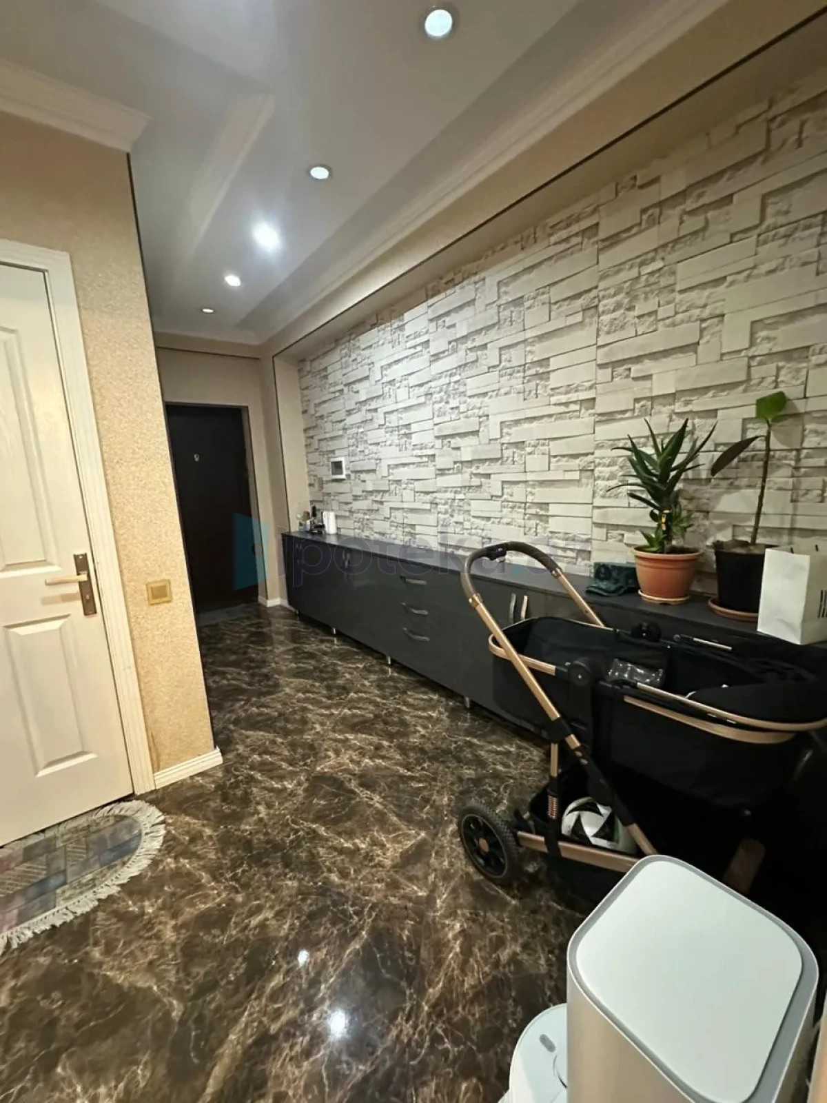 Satılır 3 otaqlı yeni tikili 113 m²