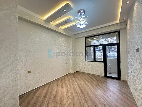 Satılır 2 otaqlı yeni tikili 59 m²