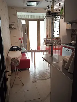 Satılır 4 otaqlı köhnə tikili 85 m²