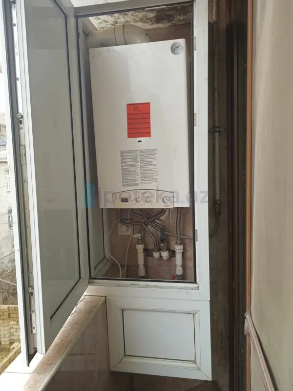 Satılır 4 otaqlı köhnə tikili 85 m²