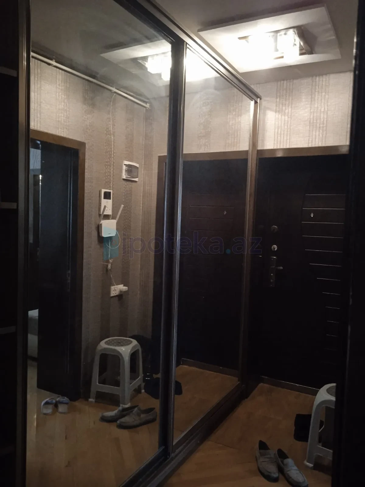 Satılır 4 otaqlı köhnə tikili 85 m²