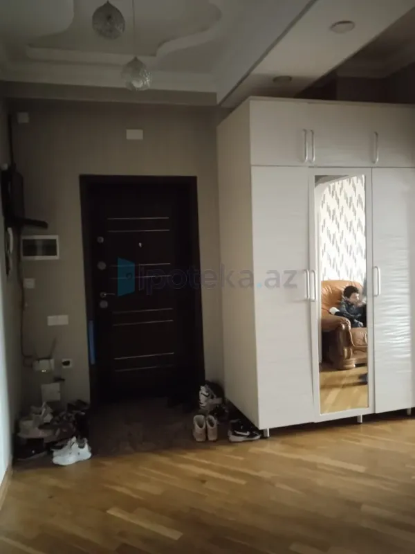 Satılır 4 otaqlı yeni tikili 105 m²