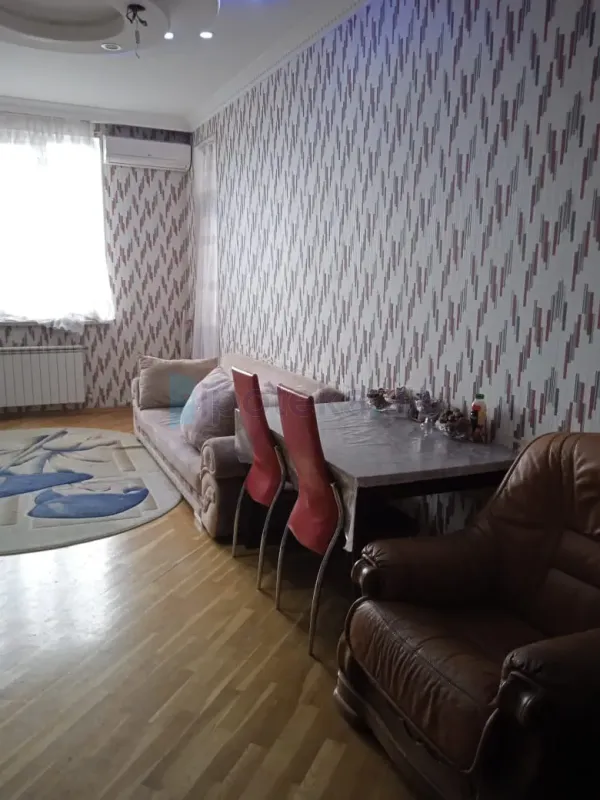 Satılır 4 otaqlı yeni tikili 105 m²