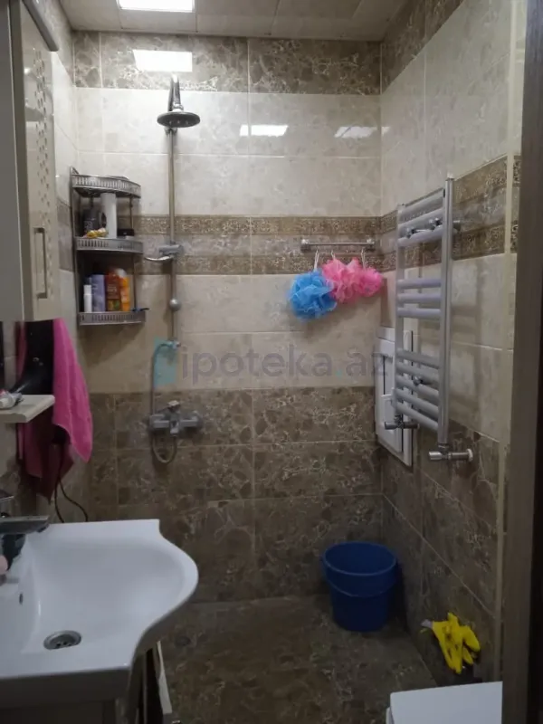 Satılır 4 otaqlı yeni tikili 105 m²