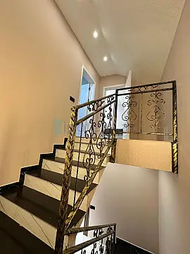 Satılır 3 otaqlı həyət evi 104 m²