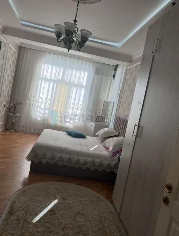 Satılır 2 otaqlı yeni tikili 98 m²