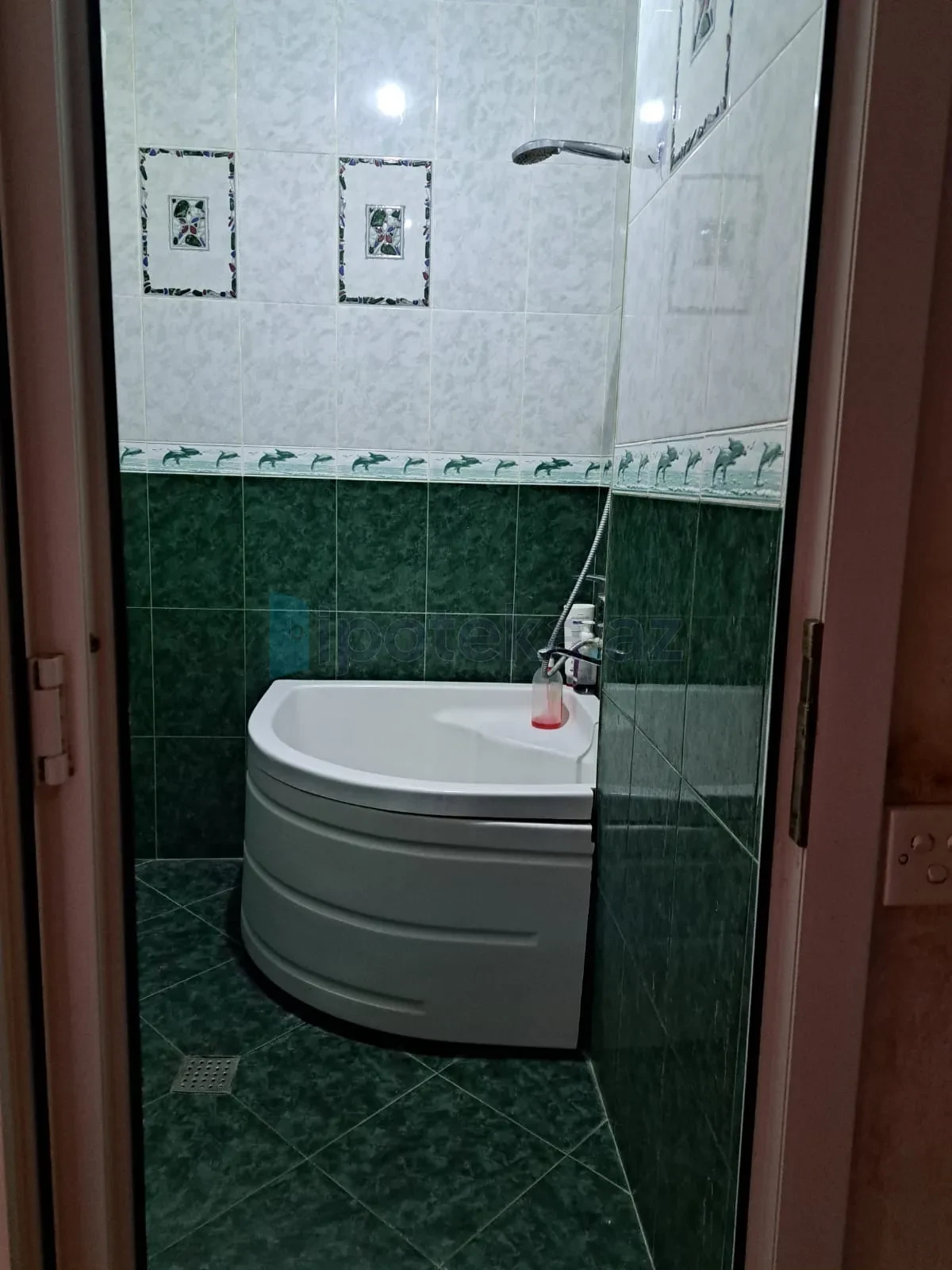 Satılır 2 otaqlı yeni tikili 52 m²