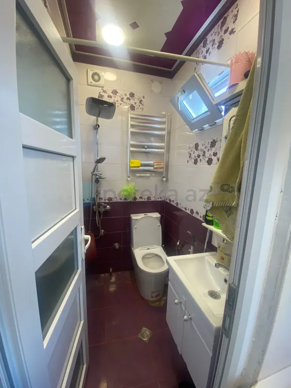 Satılır 2 otaqlı köhnə tikili 36 m²