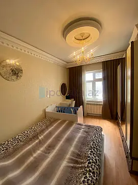 Satılır 2 otaqlı köhnə tikili 36 m²