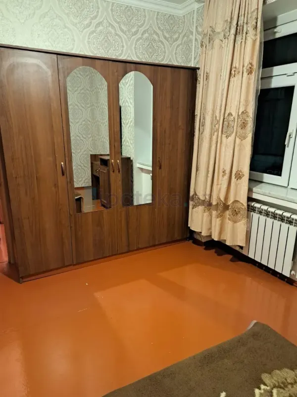 Satılır 5 otaqlı köhnə tikili 96 m²