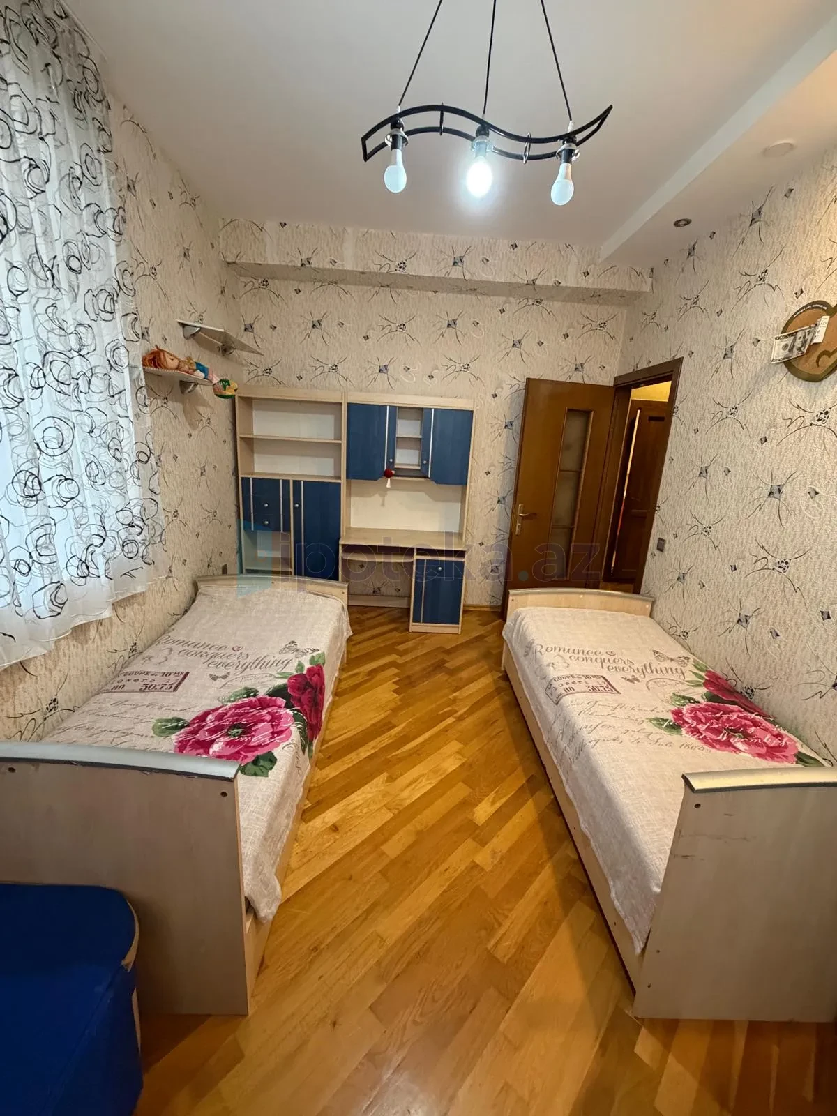 Satılır 3 otaqlı yeni tikili 100 m²