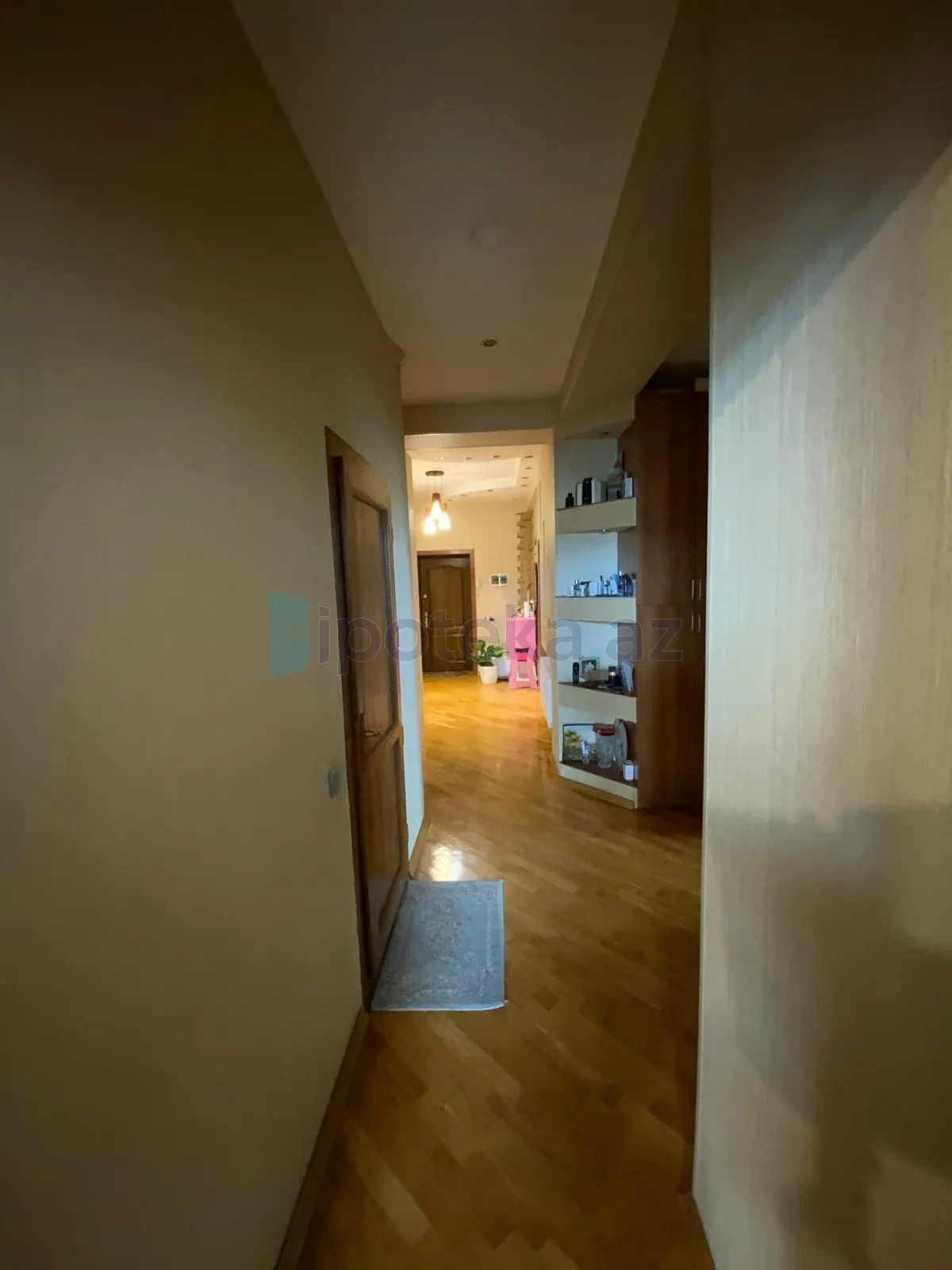 Satılır 3 otaqlı yeni tikili 100 m²