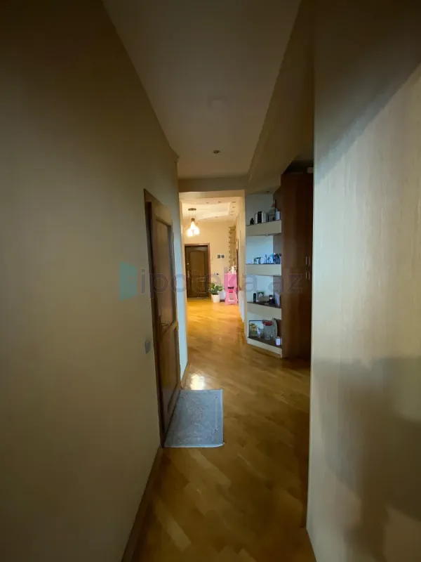 Satılır 3 otaqlı yeni tikili 100 m²