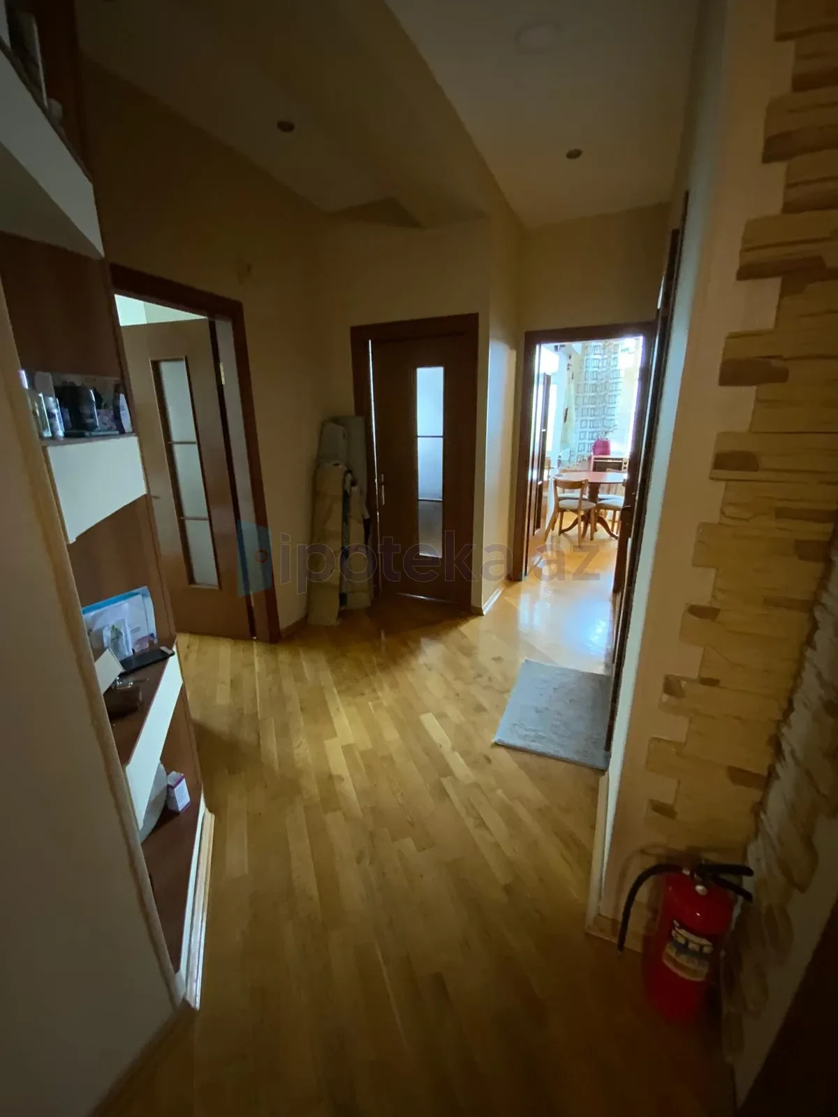 Satılır 3 otaqlı yeni tikili 100 m²