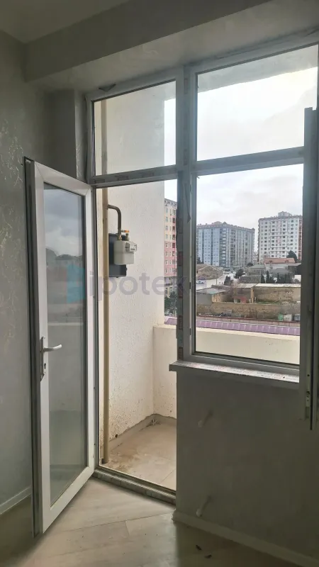 Satılır 3 otaqlı yeni tikili 56 m²
