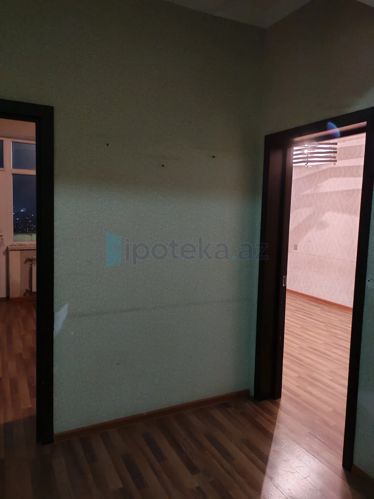 Satılır 2 otaqlı yeni tikili 60 m²