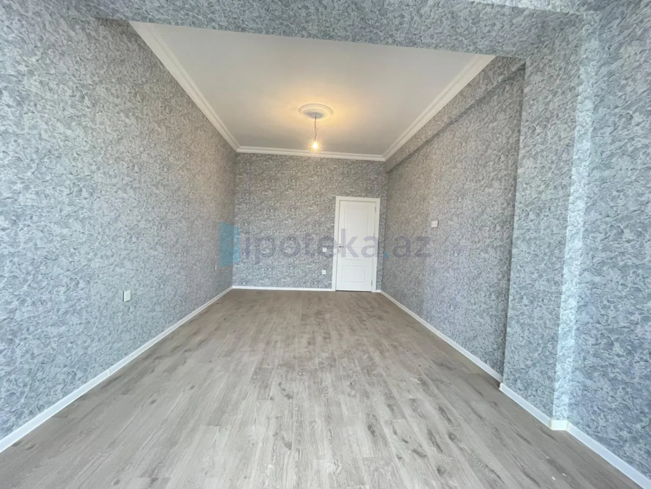Satılır 2 otaqlı yeni tikili 95 m²