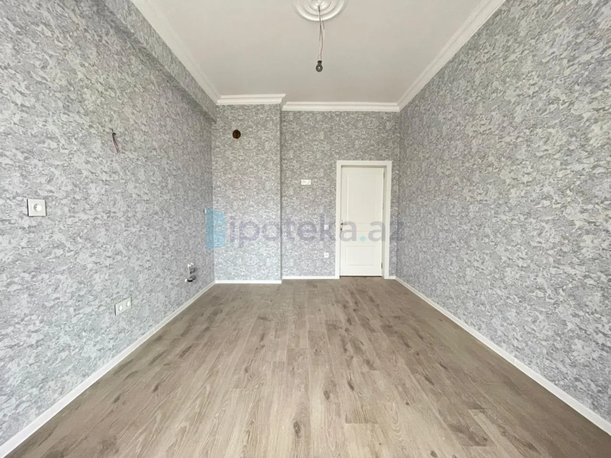 Satılır 2 otaqlı yeni tikili 95 m²