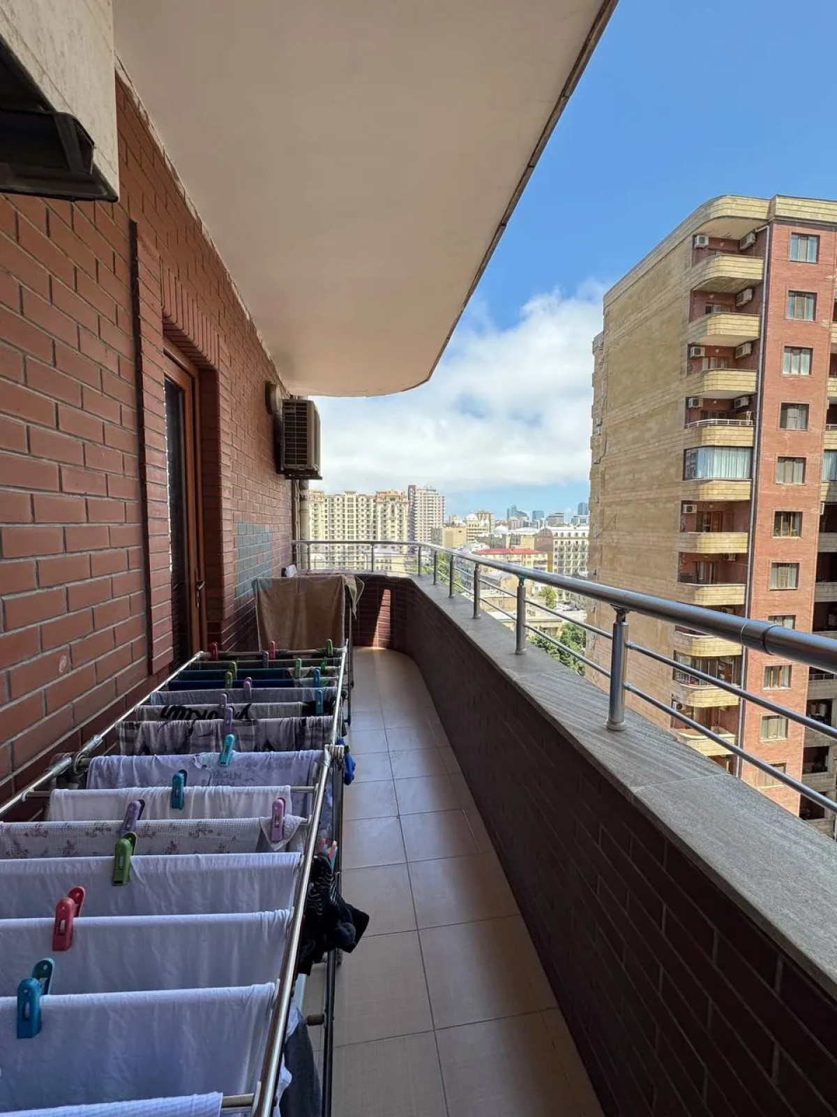 Satılır 3 otaqlı yeni tikili 90 m²