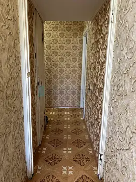Satılır 2 otaqlı köhnə tikili 50 m²