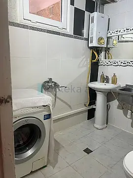 Satılır 2 otaqlı köhnə tikili 50 m²
