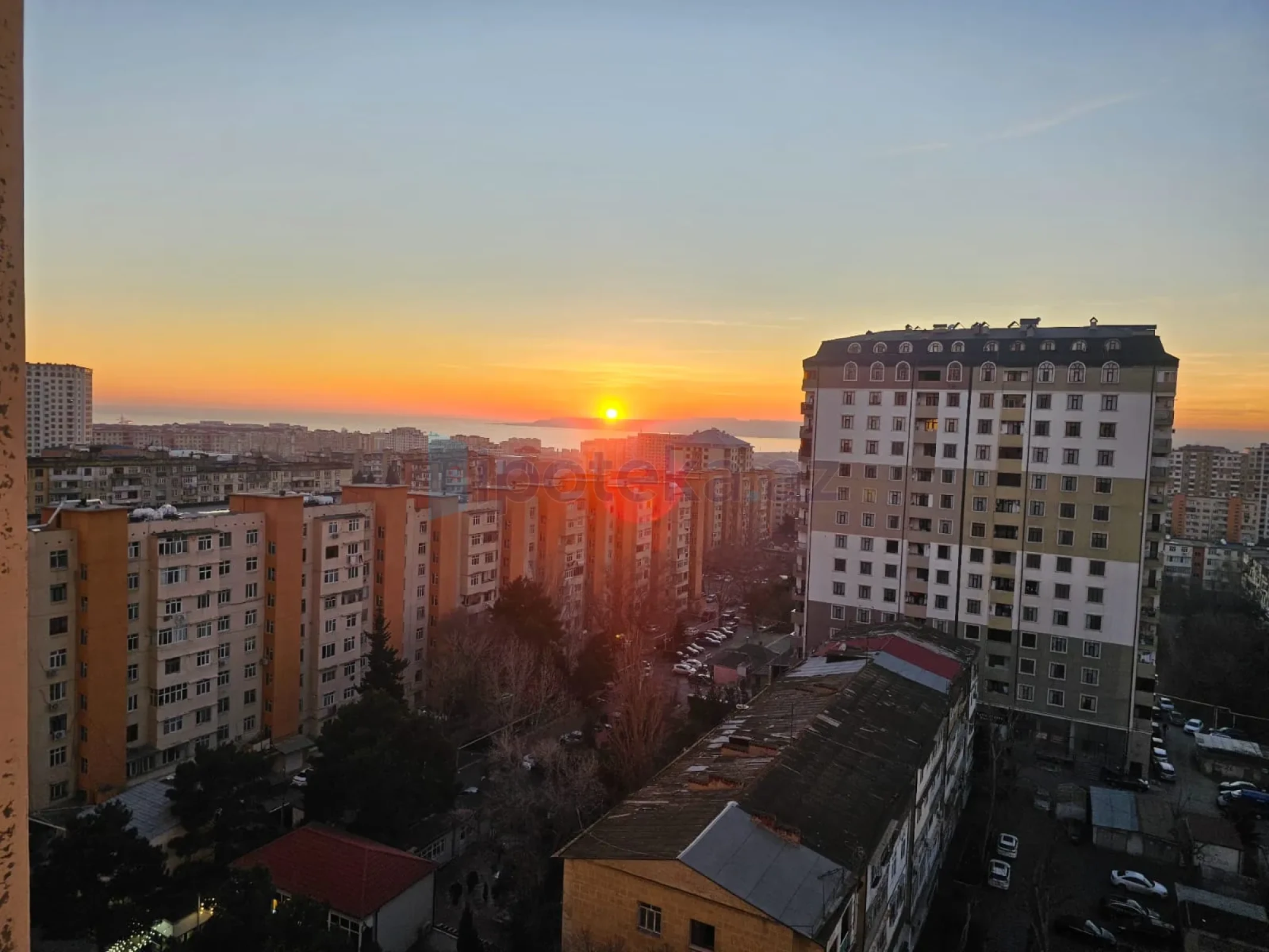 Satılır 2 otaqlı yeni tikili 82 m²