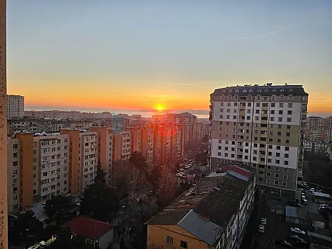 Satılır 2 otaqlı yeni tikili 82 m²