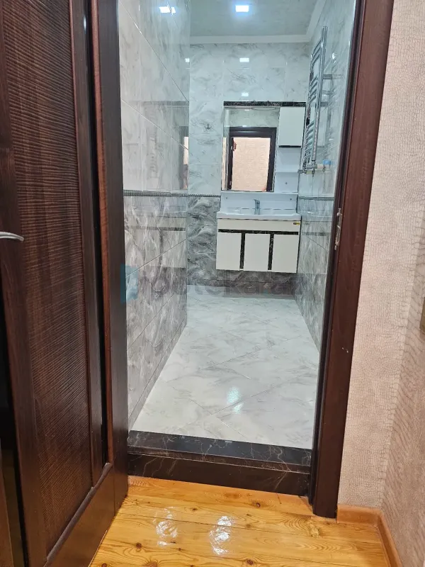 Satılır 2 otaqlı yeni tikili 82 m²