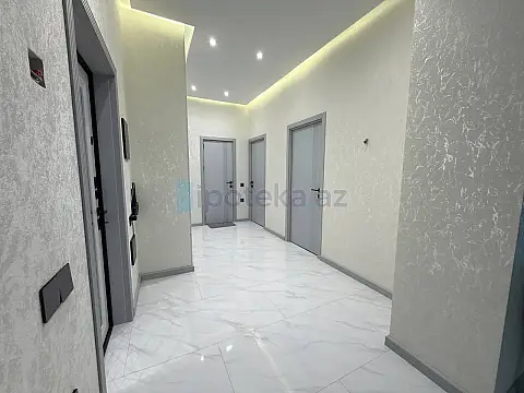 Satılır 3 otaqlı yeni tikili 105 m²