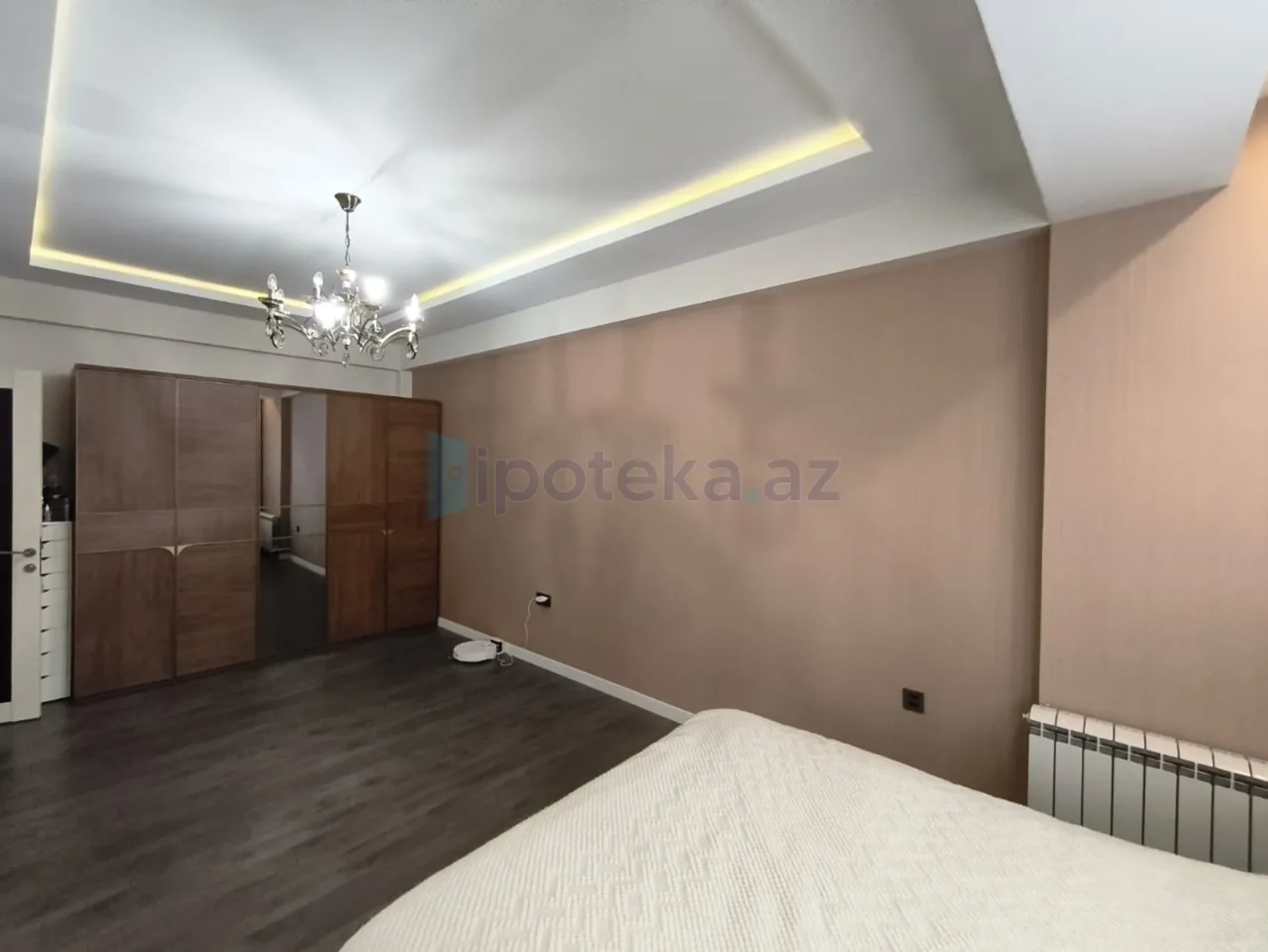 Satılır 3 otaqlı yeni tikili 122 m²