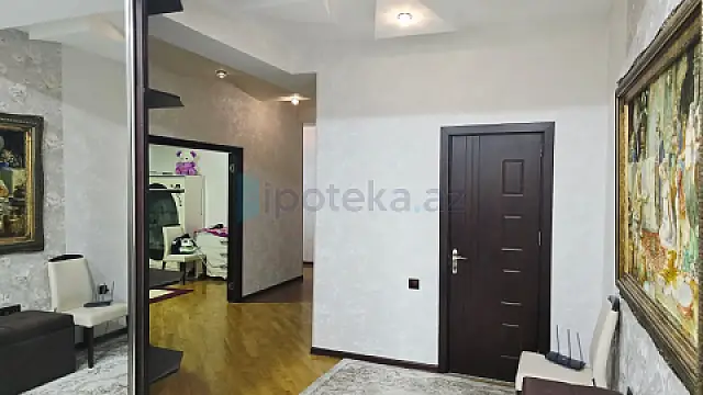 Satılır 3 otaqlı yeni tikili 145 m²