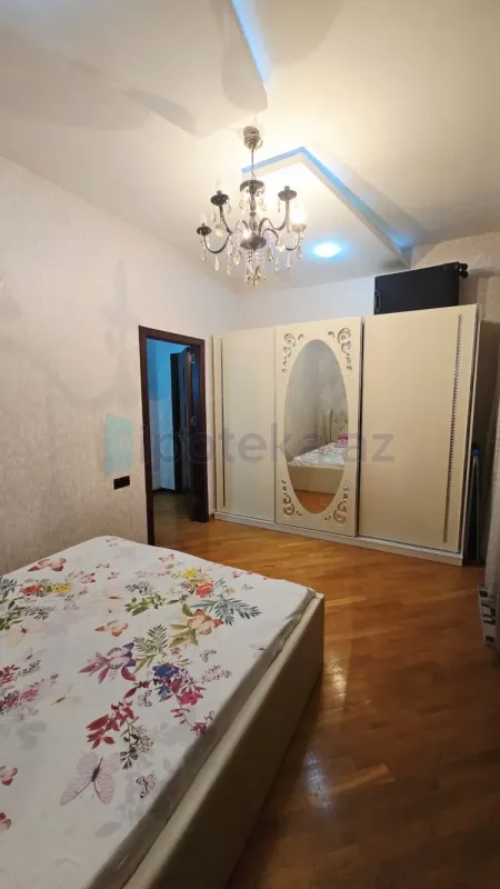 Satılır 3 otaqlı yeni tikili 145 m²