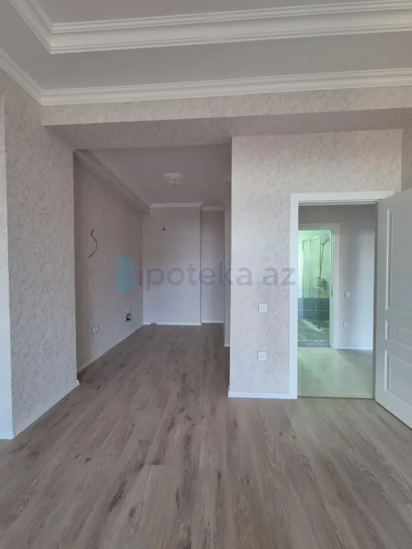 Satılır 2 otaqlı yeni tikili 76 m²