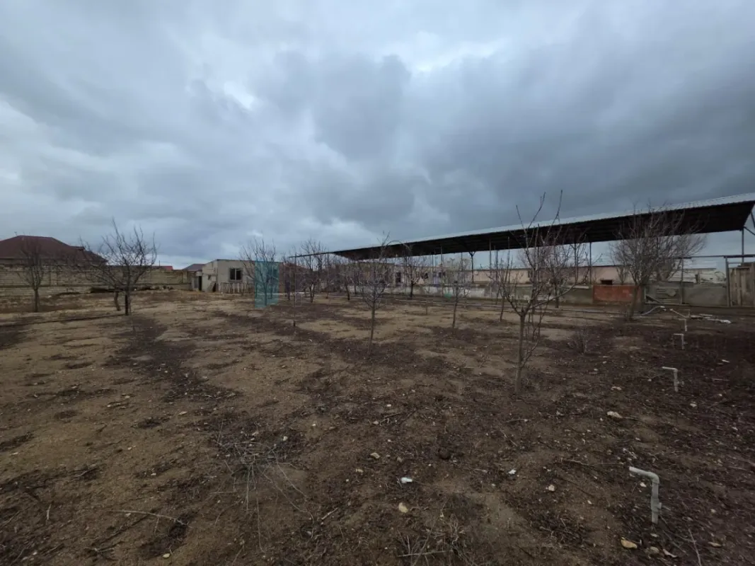 Satılır torpaq sahəsi 12 m²